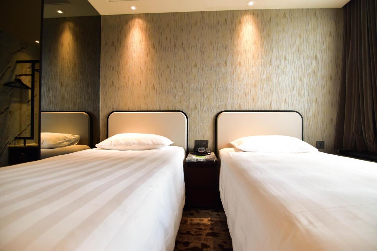 Hotel Midtown Richardson - Kaohsiung Bo'Ai Екстериор снимка