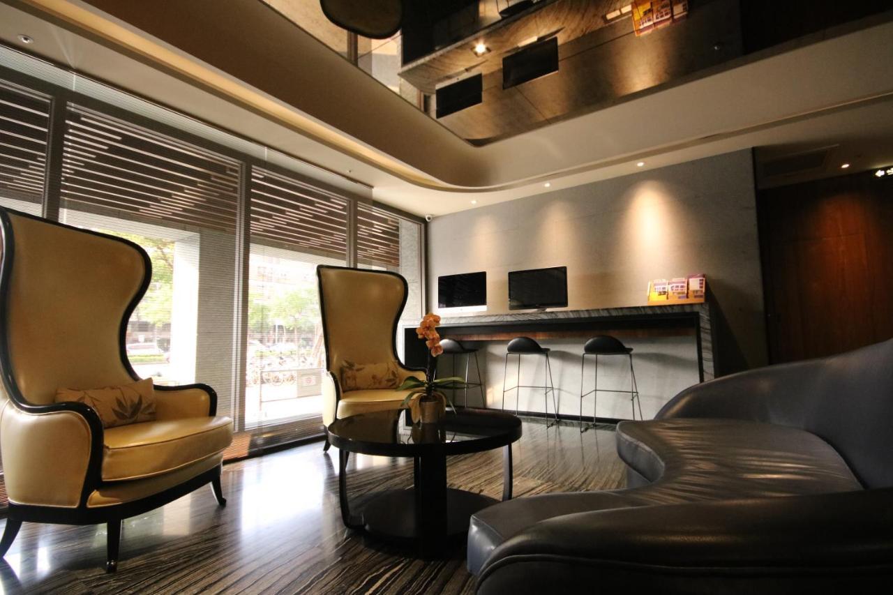 Hotel Midtown Richardson - Kaohsiung Bo'Ai Екстериор снимка