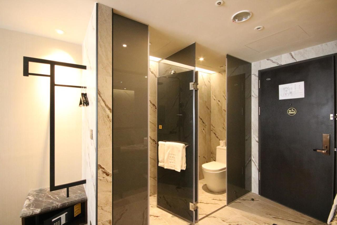Hotel Midtown Richardson - Kaohsiung Bo'Ai Екстериор снимка