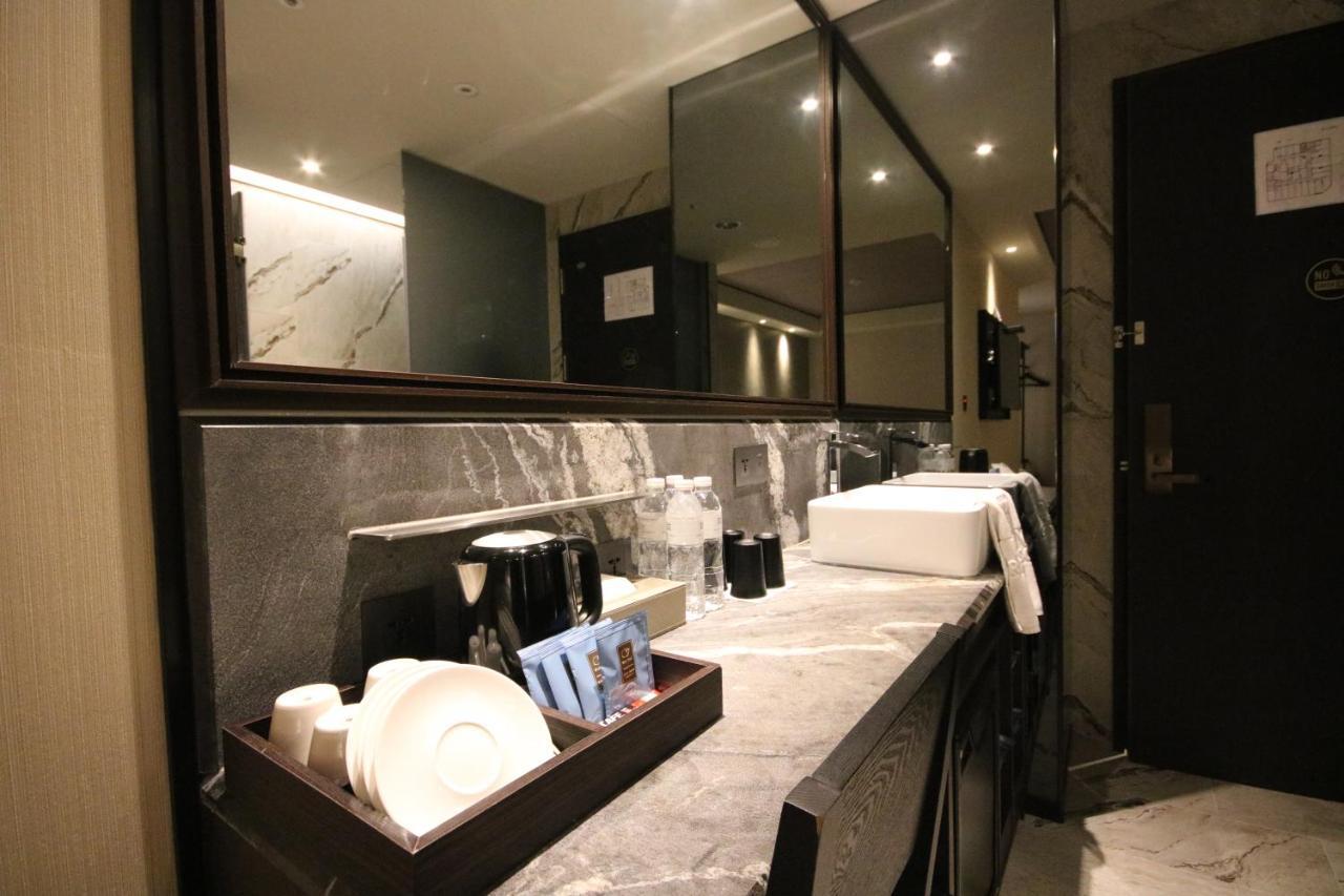 Hotel Midtown Richardson - Kaohsiung Bo'Ai Екстериор снимка
