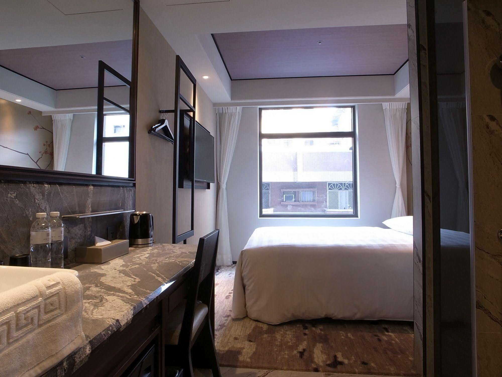 Hotel Midtown Richardson - Kaohsiung Bo'Ai Екстериор снимка