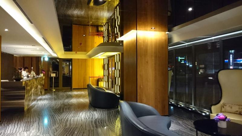 Hotel Midtown Richardson - Kaohsiung Bo'Ai Екстериор снимка